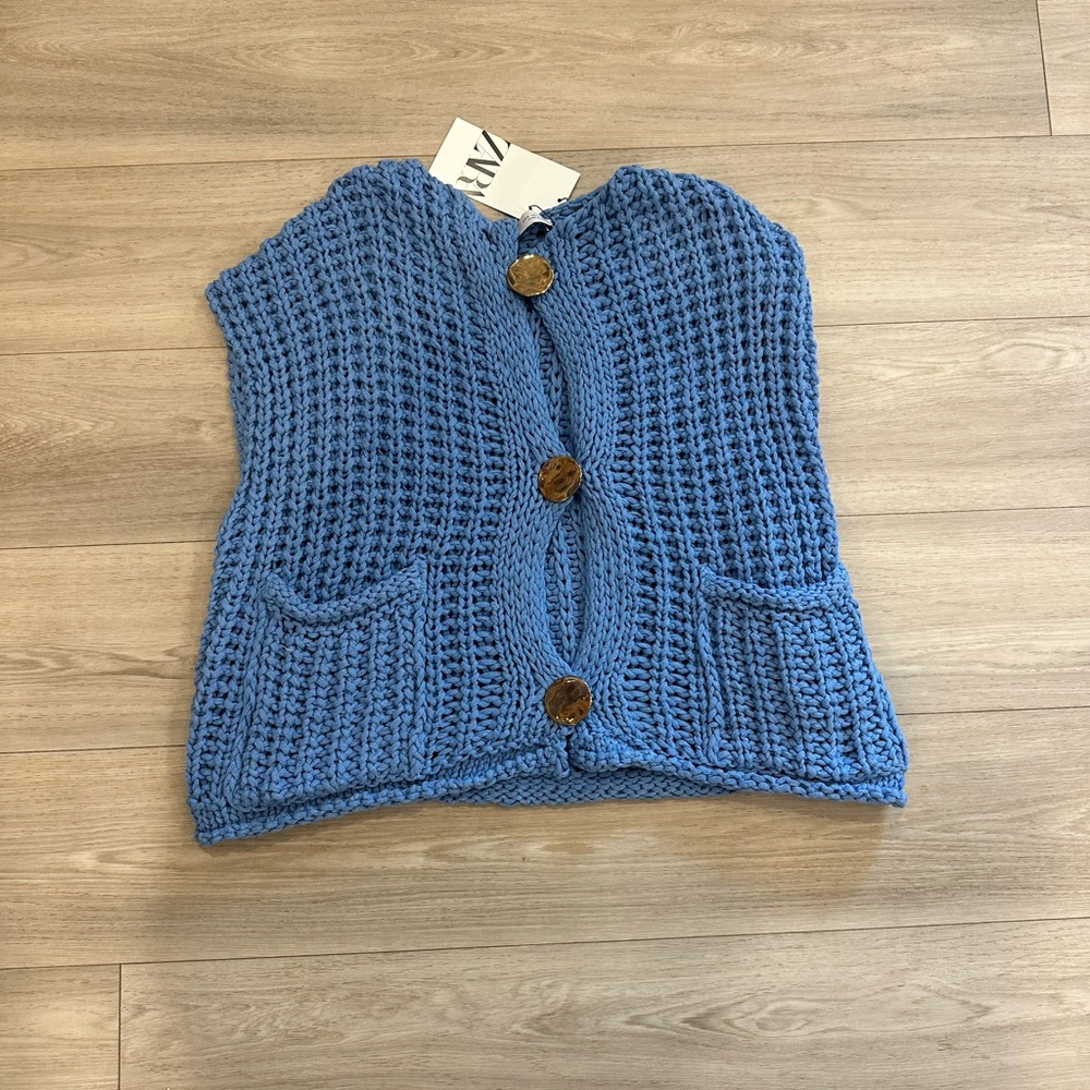 Zara Blue Chunky Knit Cardigan Vest - Picture 2 of 3
